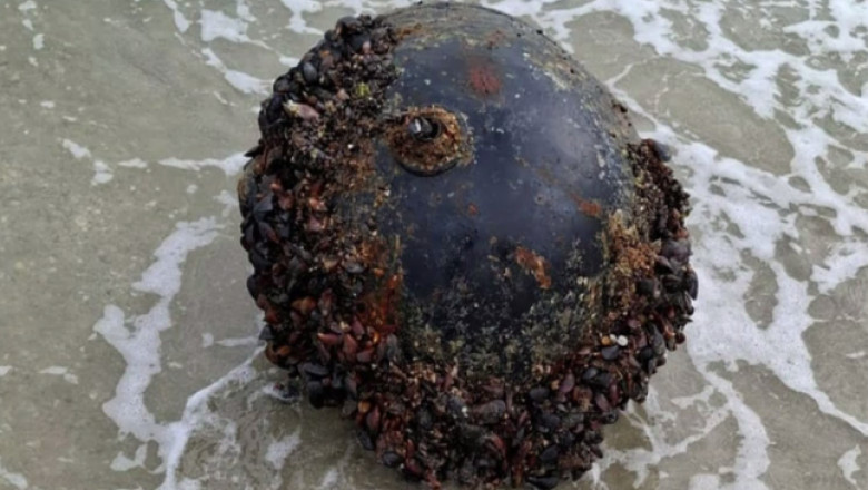 Alerta pe litoral: O mina marina a fost adusa de valuri la Vadu Imagine