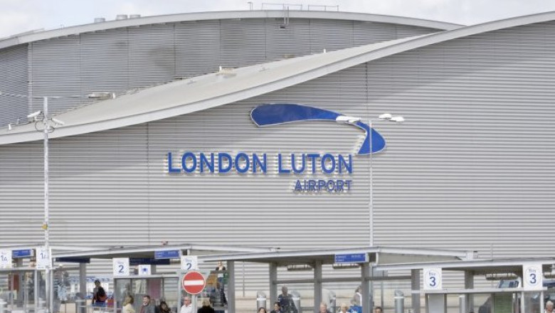 Alerta terorista pe aeroportul Luton din Londra Imagine