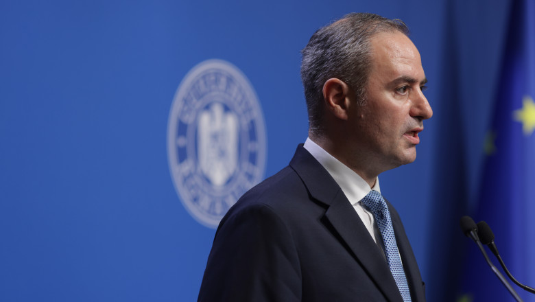 Alexandru Nazare a fost audiat ca martor la DNA in dosarul vaccinurilor anti-COVID (Surse)