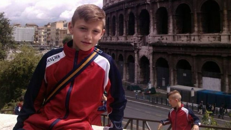 Alexandru Oroian este noul fotbalist al lui Arsenal Londra Imagine