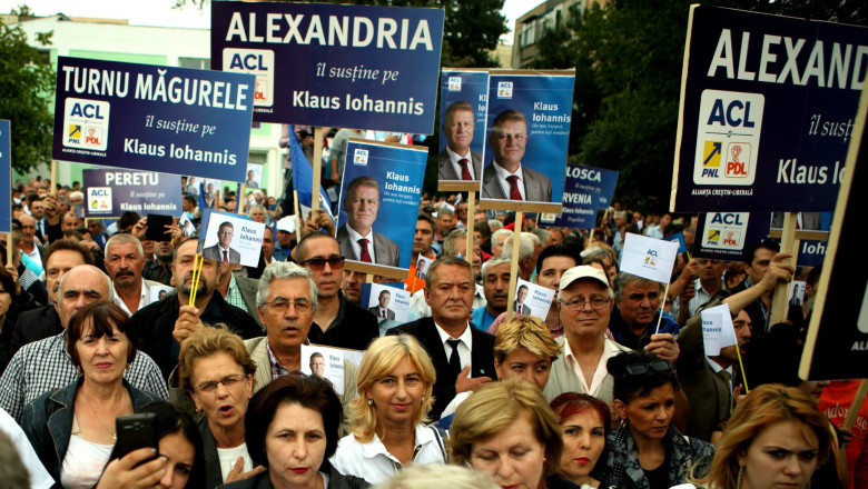 Alianta Crestin-Liberala intampina dificultati in a strange bani pentru campania lui Klaus Iohannis Imagine