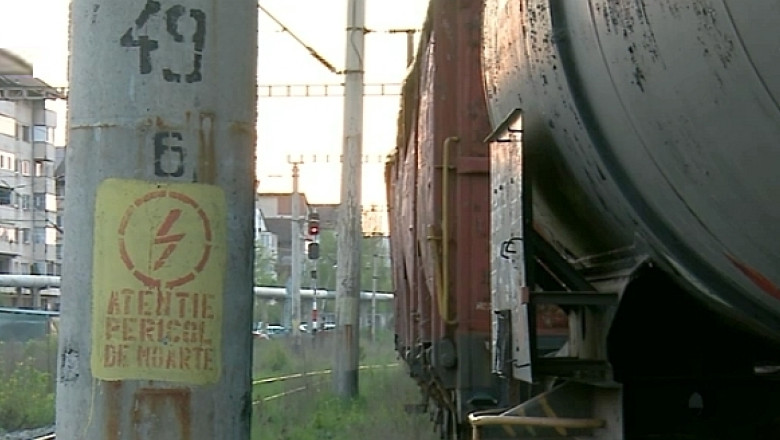 Alti doi copii s-au electrocutat dupa ce au urcat pe vagoane de tren. Este al doilea incident de acest tip in trei zile Imagine