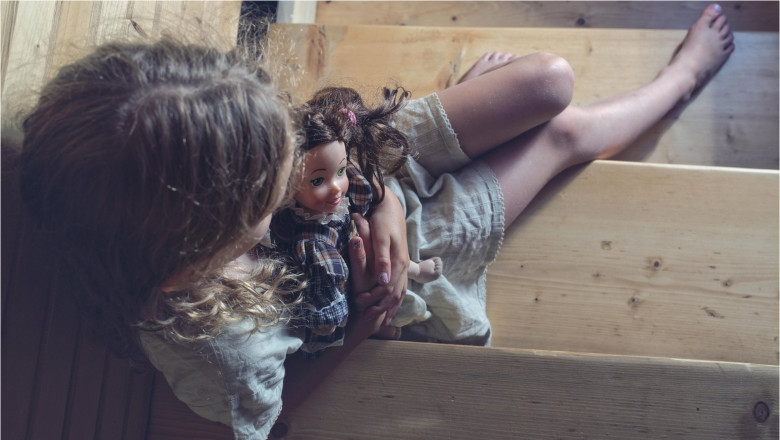 „Am trait o viata falsa”. O femeie si-a gasit fiica la 44 de ani dupa ce a fost rapita din fata casei si trimisa in SUA pentru adoptie Imagine
