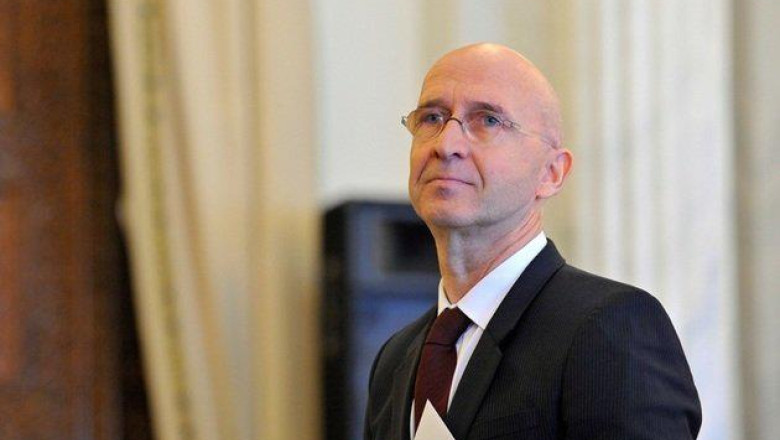 Ambasadorul Frantei, despre parodierea lui Mungiu: Asimilarea lui cu un cersetor e complet deplasata Imagine