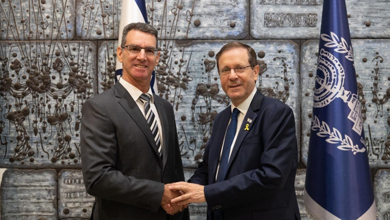 Ambasadorul Israelului povesteste despre bunicul sau, nascut in Romania: „A fost dus intr-un lagar de munca fortata. A supravietuit” Imagine