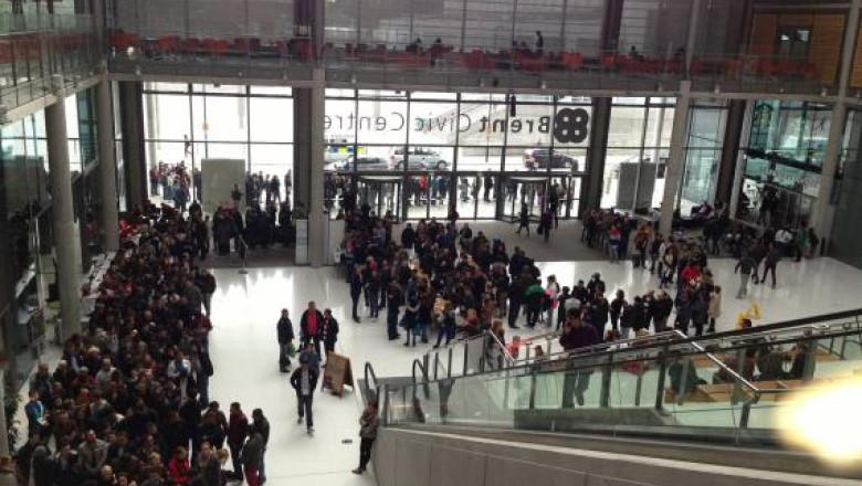 Ambasadorul Marii Britanii a discutat despre „ingrijorarile” romanilor care au votat la Londra Imagine