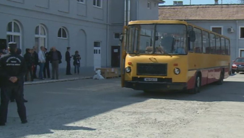 Ambulanta cu 18 targi Imagine