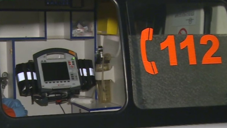 Ambulanta implicata in accident Imagine