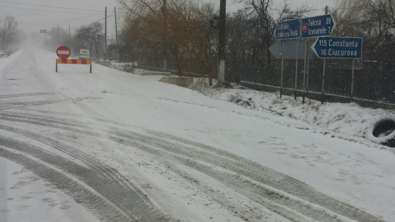 Ambulante blocate in Tulcea Imagine