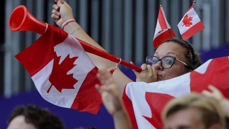 Amenintarile lui Trump declanseaza un val de nationalism in Canada. Imnul SUA a fost huiduit la un meci de hochei Imagine