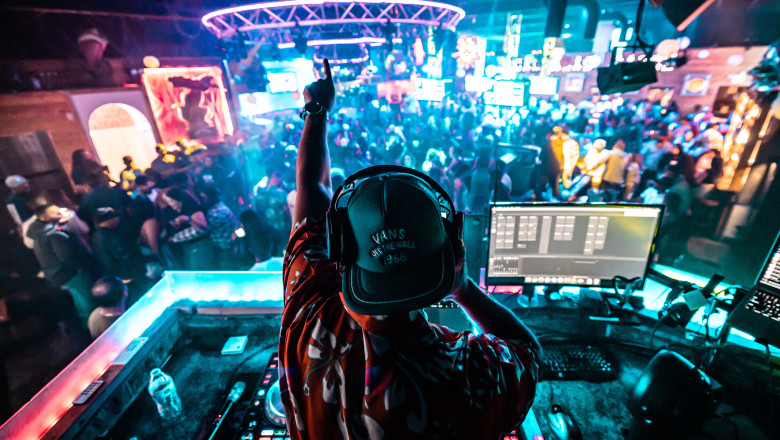 Amenzi mari pentru cluburile galagioase din Sectorul 1. Politia Locala va face verificari cu sonometre Imagine