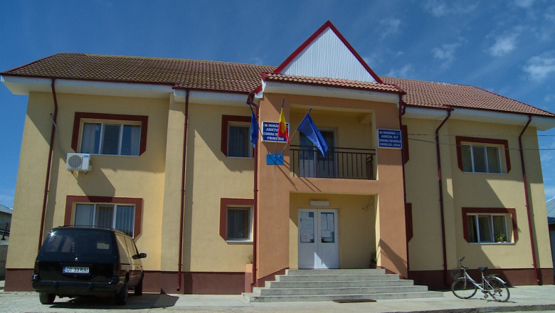 Americanii aduc bani la Deveselu Imagine