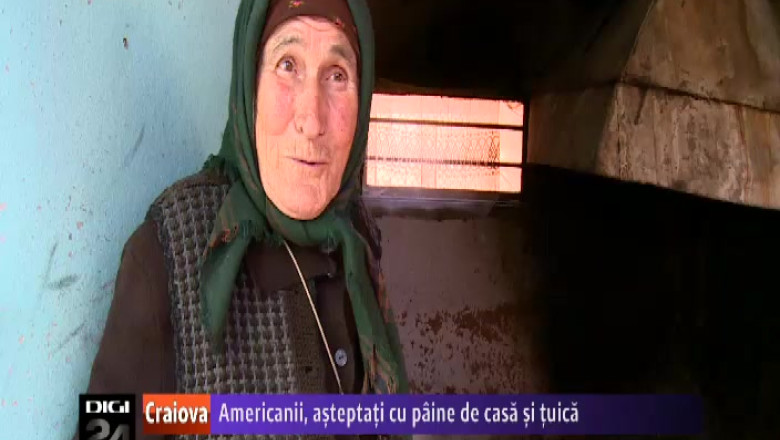 Americanii, asteptati cu paine de casa si tuica la Deveselu  Imagine