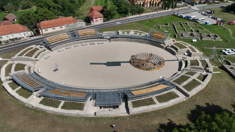 Amfiteatrul roman de la Ulpia Traiana Sarmizegetusa, redeschis dupa lucrarile de restaurare finantate din fonduri europene Imagine