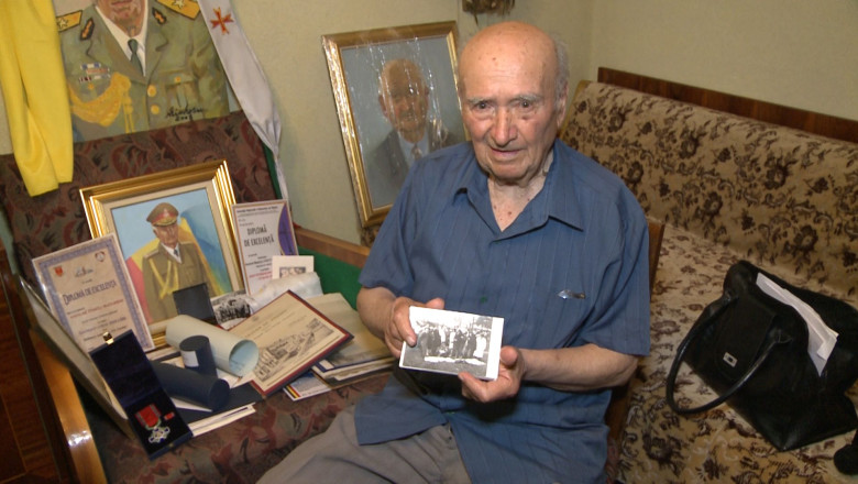 Amintiri despre eroii aerului. Cel mai in varsta veteran de razboi a scris doua carti despre Smaranda Braescu, prima femeie pilot din Romania Imagine