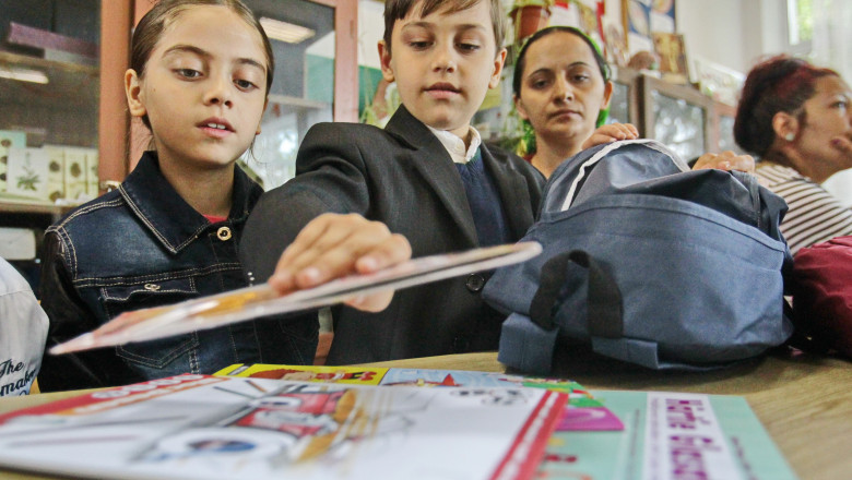 An scolar nou, probleme vechi Imagine