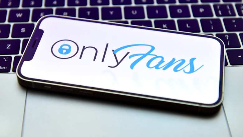 ANAF a inceput sa-i verifice pe romanii care fac bani pe OnlyFans. Cati influenceri au fost prinsi ca nu si-au declarat veniturile Imagine