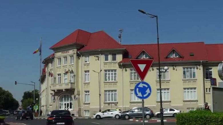 ANAF pune sechestru pe sediul primariei Giurgiu. Primar: Orasul e in faliment de mult timp, ma executa pe praful de pe toba Imagine
