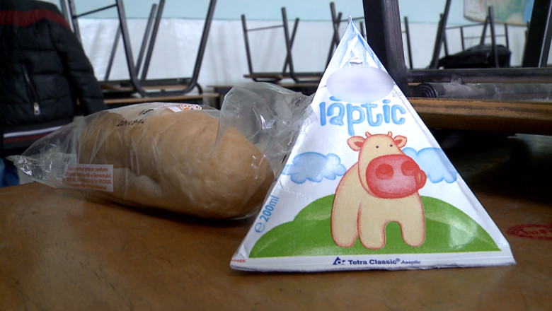 Ancheta dupa ce 12 copii au facut toxiinfectie alimentara de la cornul si laptele primite de la scoala Imagine