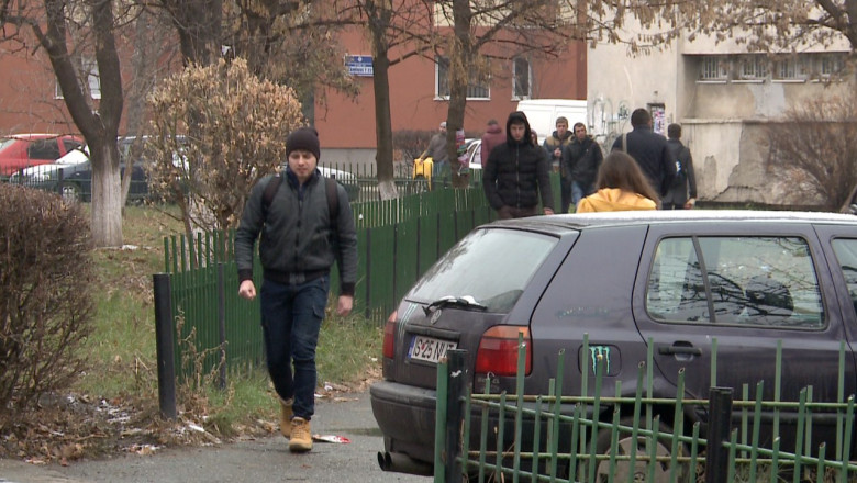 Ancheta in campusul "Tudor Vladimirescu". 300 de studenti au fost inscrisi, fara sa stie, la un medic de familie Imagine