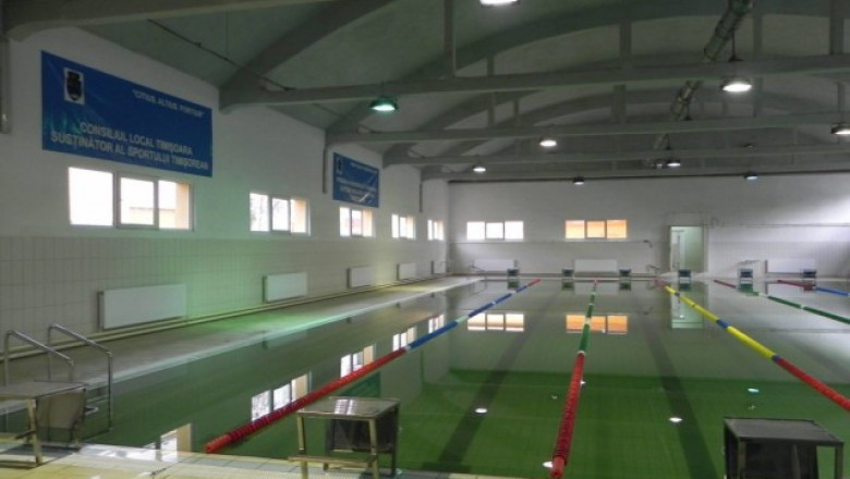 Ancheta in cazul intoxicarii copiilor din Timisoara treneaza. Apa din bazin nu a fost testata Imagine