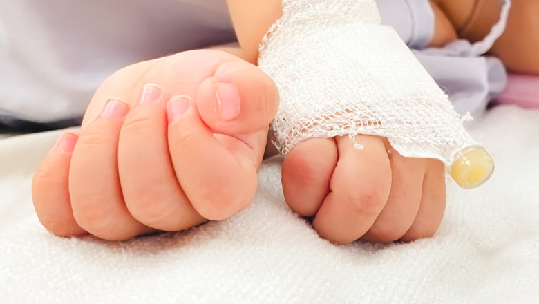 Ancheta la Spitalul Judetean Focsani, dupa ce un bebelus a fost injectat accidental cu adrenalina. „Au spus ca sunt greseli omenesti” Imagine