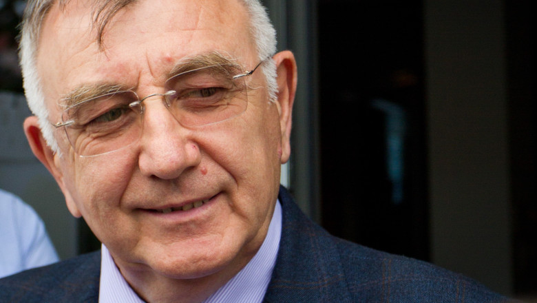 Andrei Chiliman este de acord cu eutanasierea cainilor fara stapan Imagine