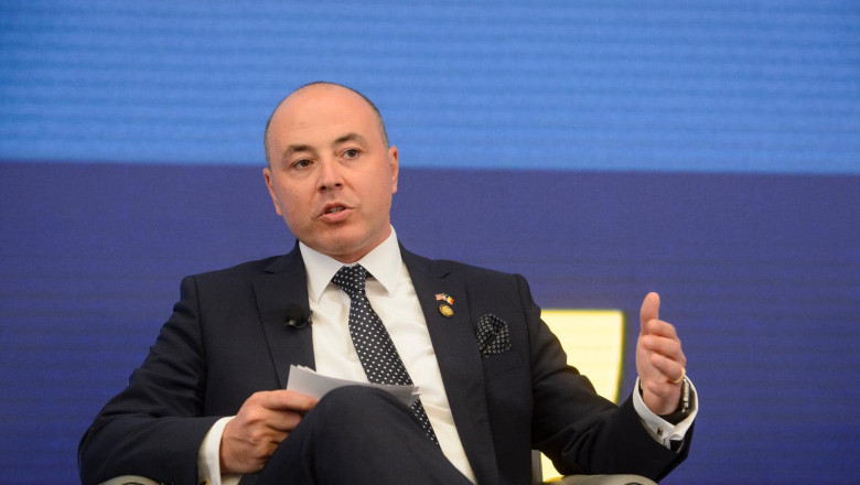 Andrei Muraru, „rezervat optimist” cu privire la includerea Romaniei in Viza Waver; „Ponta si Simion au adus deservicii profunde” Imagine