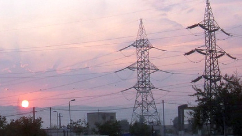 Angajatii CE Oltenia primesc cate 800 de lei prime de Paste, in plin somaj tehnic Imagine