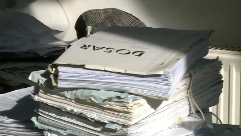 Angajatii de la Registrul Comertului intra in greva japoneza, nemultumiti ca au cele mai mici salarii din justitie Imagine