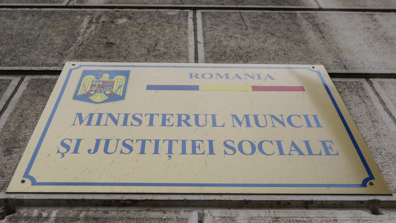 Angajatii institutiilor din Ministerul Muncii intra de luni in greva generala Imagine