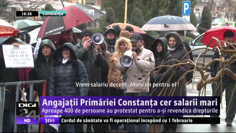 Angajatii Primariei Constanta cer salarii mari. Aproape 400 de persoane au protestat pentru a-si revendica drepturile Imagine