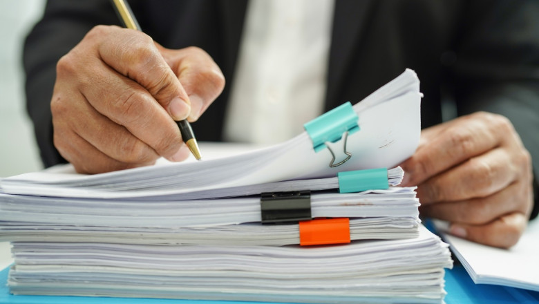 Angajatii unei primarii din Olt au beneficiat de salarii marite cu 15% timp de numai 12 zile Imagine