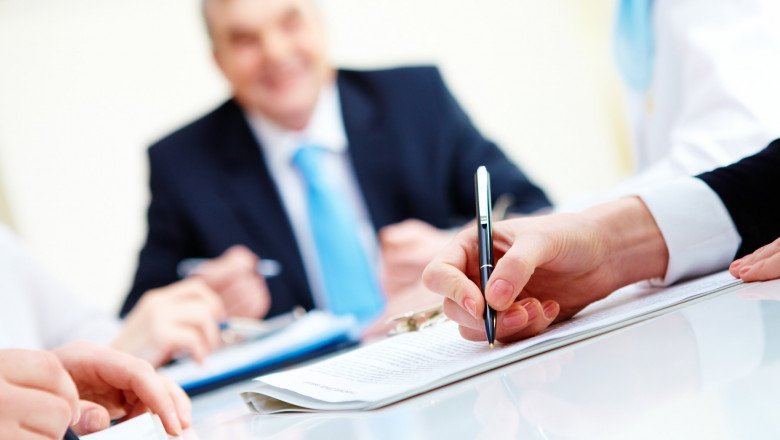 Angajatorii ar putea primi de la stat cupoane pentru cursuri de formare profesionala a angajatilor de pana la 9.600 de lei Imagine