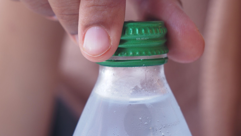 ANPC a controlat aproape 700 de operatori economici care produc, distribuie sau comercializeaza apa. Ce nereguli au fost gasite Imagine