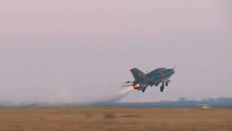 Antrenamente la Campia Turzii, cu gandul la avioanele F16 Imagine