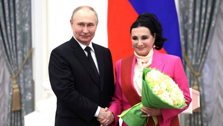 Antrenoarea nationalei ruse de gimnastica ritmica a demisionat in urma unui conflict cu presupusa partenera a lui Putin, Alina Kabaieva Imagine