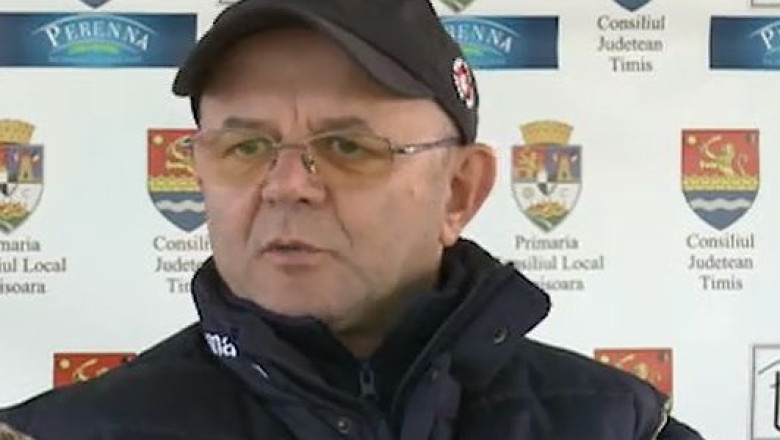 Antrenorul ACS Poli Timisoara, Aurel Sunda, vrea amanarea returului Imagine
