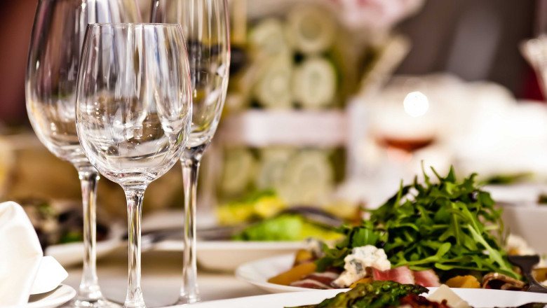 Anuntul pe care restaurantele si cluburile vor fi obligate sa il afiseze de la 1 martie  Imagine