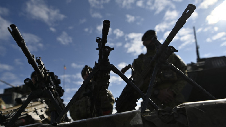 Apararea flancului estic va ramane „robusta”, da asigurari Franta, dupa ce SUA au anuntat retragerea a sute de militari din Romania Imagine