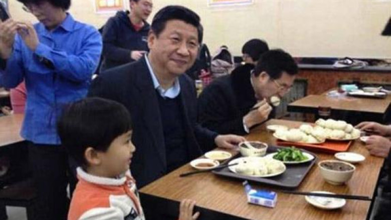 Aparitie inedita a presedintelui chinez Imagine