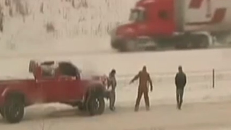 „Apocalipsa de gheata” in SUA. Poleiul a provocat sute de accidente, 15 persoane au murit Imagine