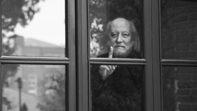 „Apocalipsa este acum”. De ce alegerea lui Laszlo Krasznahorkai la Nobelul pentru Literatura reflecta exact vremurile in care traim Imagine