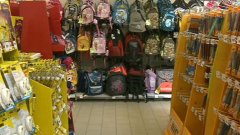 Aproape 700.000 de scolari vor primi rechizite in anul scolar 2014-2015 Imagine