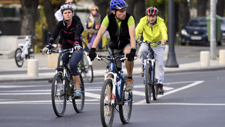 ARAD. 122,5 kilometri de piste de biciclete facuti din bani europeni. Finantarea este de peste sase milioane de euro Imagine
