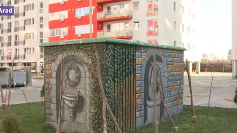 Arad: constructiile gri prind viata prin desen Imagine