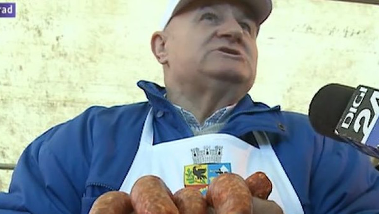 Arad: intrecerea macelarilor. Concurentii s-au intrecut in "arta" taierii porcului Imagine