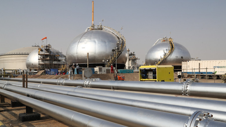 Aramco, cea mai mare companie petroliera din lume, profit fabulos in trimestrul 2 al anului: 48,4 miliarde de dolari net Imagine