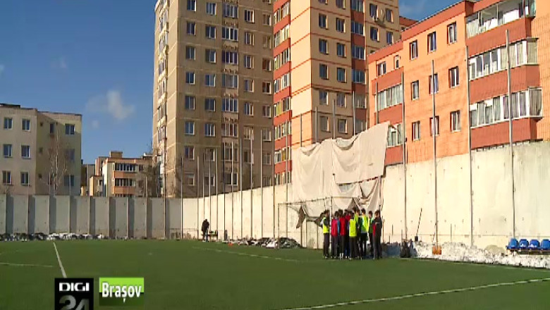 Arbitrii se pregatesc la Brasov  Imagine