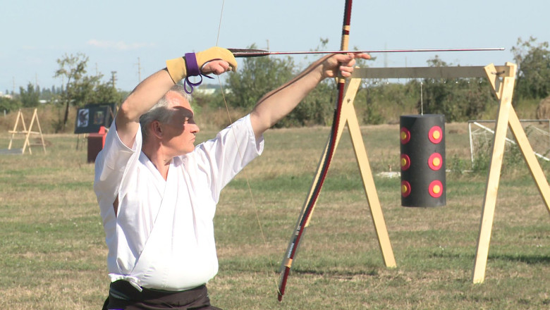 Arcul - arma, arta si sport! Demonstratie a ochilor ageri si mainilor sigure, la Timisoara Imagine